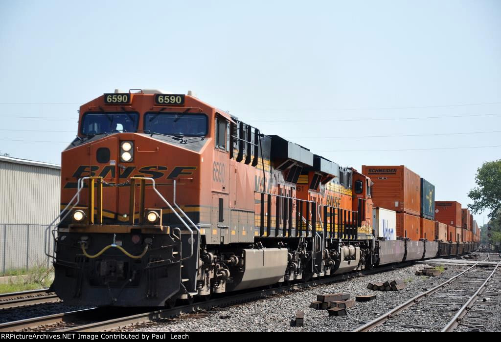 Stack train rolls west after a crew change